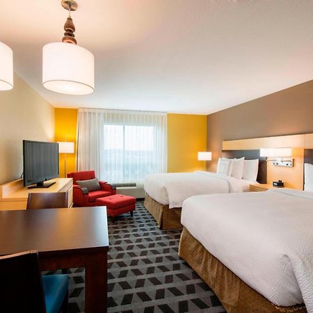 Towneplace Suites By Marriott Red Deer Eksteriør billede
